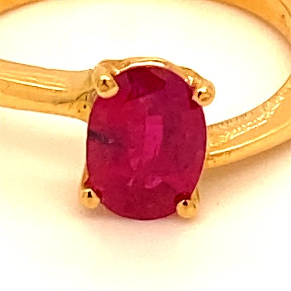 Burmese Ruby 1.02ct Solid 18K Yellow Gold Ring - Picture 7 of 7